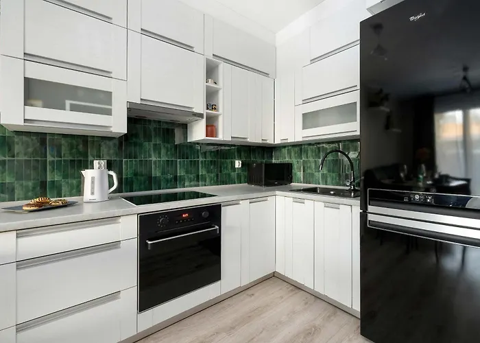 Apartament Functional & Modern With Parking And Garden By Renters