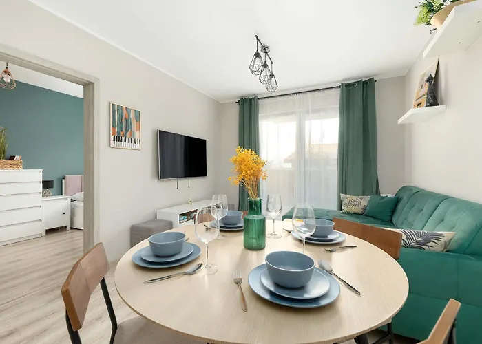 Functional & Modern With Parking And Garden By Renters *